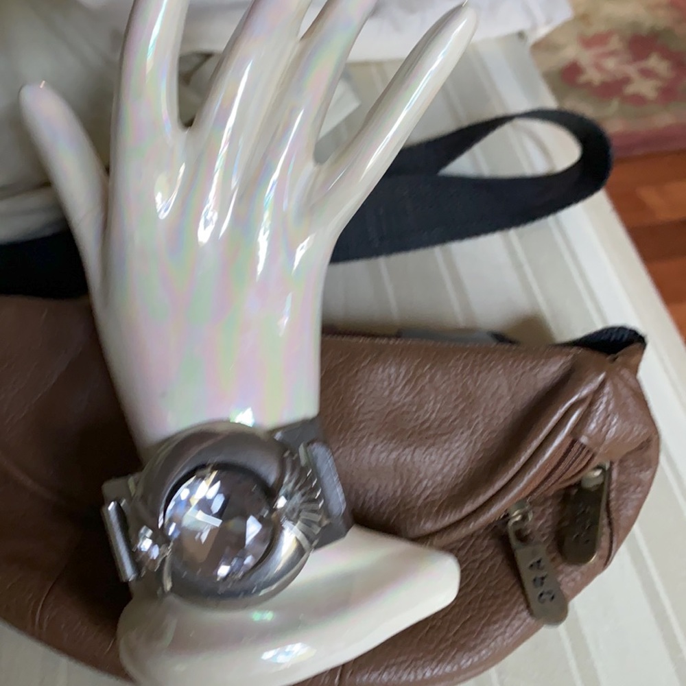 Unusual Retro, Art Deco design bracelet or wide multi-stranded silver-tone cuff. - Picture 2 of 16